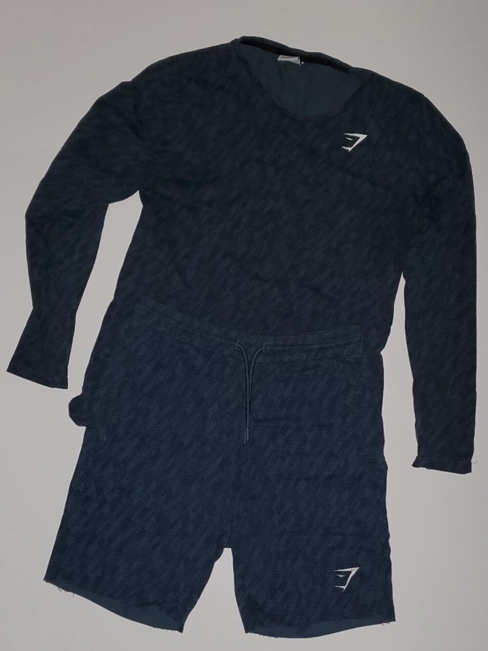 Gymshark Blue Long Sleeve Shirt & Shorts Pack Size Medium